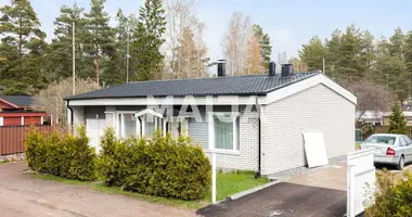 Dom 4 pokoi w Kaarniemi, Finlandia