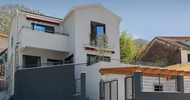 Casa 2 habitaciones en Prcanj, Montenegro