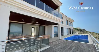 Villa 4 bedrooms in Benidorm, Spain