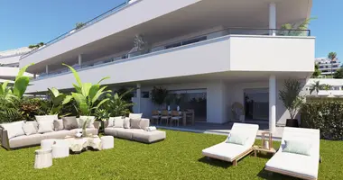 2 bedroom apartment in Estepona, Spain