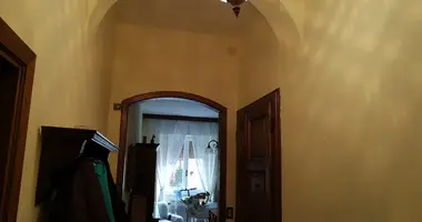 3 bedroom apartment in Capriglia, Italy