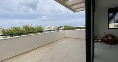 Duplex 4 rooms in Tel Aviv-Yafo, Israel