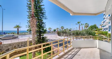 Wohnung 4 zimmer in Mahmutlar, Türkei