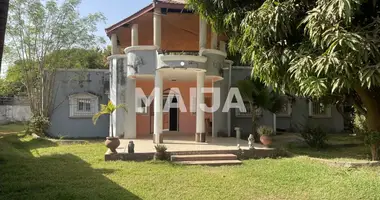 Casa 4 habitaciones en Sukuta, Gambia