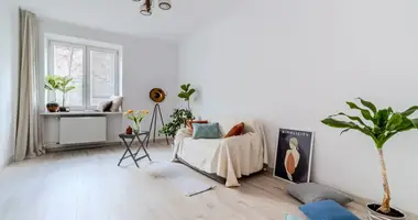 2 room apartment in Warsaw, Poland