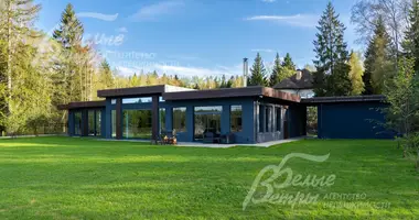 6 room house in Central Federal District, Russia