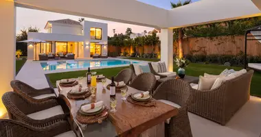 Villa 4 bedrooms with Sea view, with Swimming pool, with Mountain view in Marbella, Spain