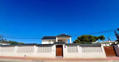 3 bedroom house in Torrevieja, Spain