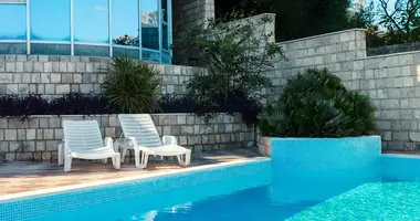 3 bedroom apartment in Budva, Montenegro