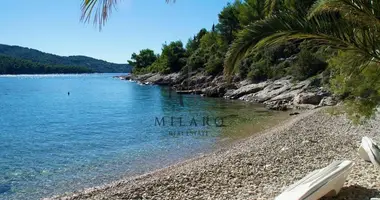 Plot of land in Vela Luka, Croatia