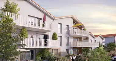 3 bedroom apartment in Metropolitan France, France