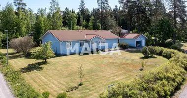 5 bedroom house in Askola, Finland