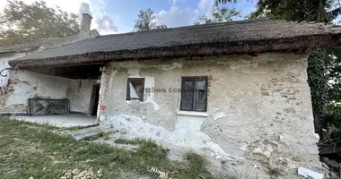 2 room house in Salfoeld, Hungary