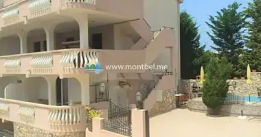 Villa 8 chambres avec Meublesd, avec Climatiseur, avec Vue sur la mer dans Kunje, Monténégro