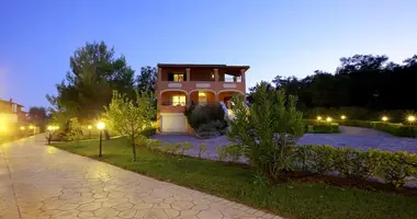 Cottage 3 bedrooms in Gouvia, Greece