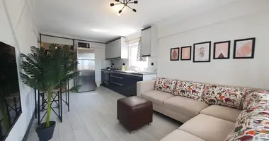 3 bedroom apartment in Muratpasa, Turkey