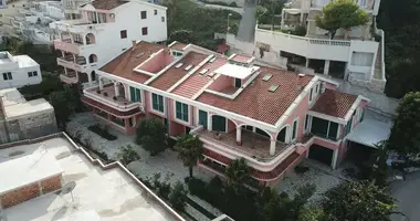 Hotel 1 000 m² in Montenegro