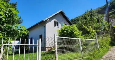 Haus 4 Schlafzimmer in Ratisevina-Suscepan-Trebesin, Montenegro