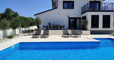 Villa 3 chambres dans Grad Pula, Croatie