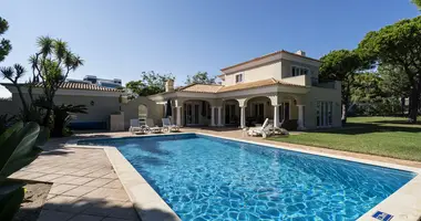 4 bedroom Villa in Almancil, Portugal