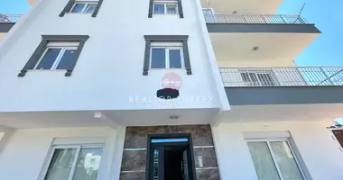 1 bedroom apartment in Kepez, Turkey
