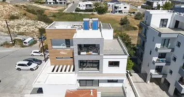 Apartamento 3 habitaciones en Demos Agiou Athanasiou, Chipre