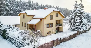 Haus 7 zimmer in Bezirk Marienbach, Lettland