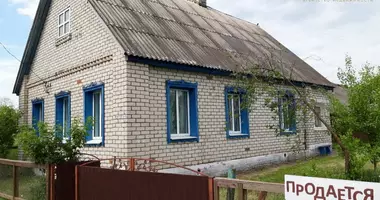 Maison dans Iljanski sielski Saviet, Biélorussie
