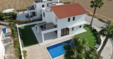 Casa 4 habitaciones en Pyla, Chipre