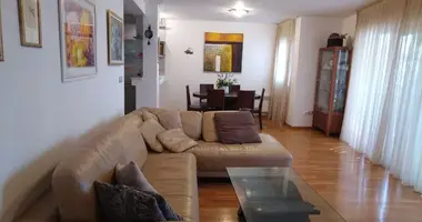 Apartamento 2 habitaciones en Petrovac, Montenegro