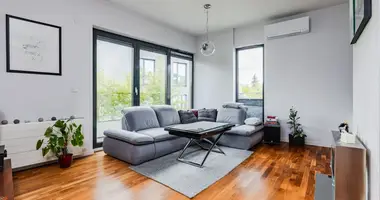 Wohnung 3 zimmer in Warschau, Polen