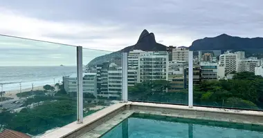 Attique 3 chambres dans Regiao Geografica Imediata do Rio de Janeiro, Brésil