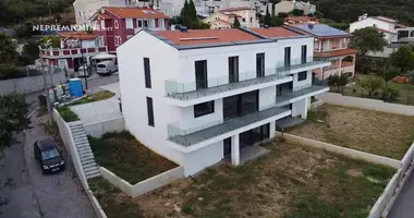 Doppelhaus 3 Schlafzimmer in Ankaran, Slowenien