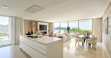 3 bedroom apartment in Ojen, Spain