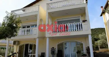 4 room house in Nea Iraklitsa, Greece