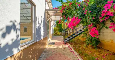 3 bedroom apartment in Yaylali, Turkey