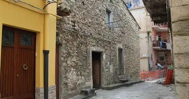 Townhouse 2 bedrooms in Alessandria della Rocca, Italy
