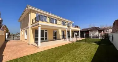 Casa 5 habitaciones en Ravda, Bulgaria