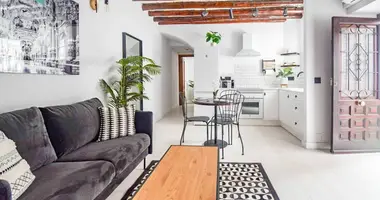 2 bedroom apartment in Estepona, Spain