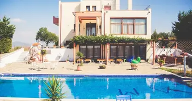 Villa 8 rooms with Swimming pool in Anchialos, Greece