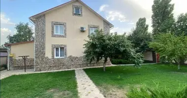 6 room house in Lymanka, Ukraine