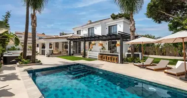 Villa 5 bedrooms in Marbella, Spain