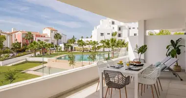 2 bedroom apartment in Estepona, Spain