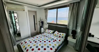 Condo  mit Balkon, mit Aufzug, mit Klimaanlage in Na Kluea, Thailand