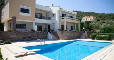 Villa 5 rooms with Sea view, with Swimming pool, with Mountain view in Nea Iraklitsa, Greece