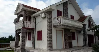 Дом 4 спальни в Будва, Черногория
