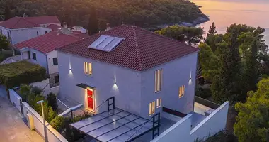 Villa 4 bedrooms in Opcina Postira, Croatia