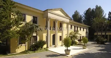 Villa  con Amueblado, con Aire acondicionado, con Garaje en España