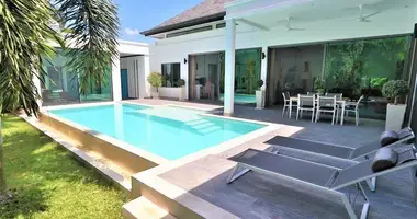 Villa 3 chambres avec Fenêtres double vitrage, avec Meublesd, avec Climatiseur dans Phuket, Thaïlande