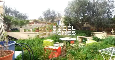 Villa 4 bedrooms in Iklin, Malta